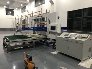 Πλήρως αυτόματη οριζόντια PU CNC πολυστυρολίου τεμνουσών μηχανών αφρού μηχανή περικοπών