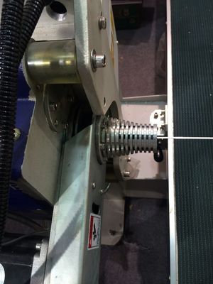 CNC υψηλής ταχύτητας ταλαντεμένος τέμνουσα μηχανή 6kw αφρού σφουγγαριών λεπίδων