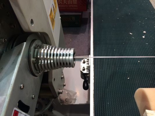 8.5kw CNC κάθετη ταλαντεμένος ταχύτητα κοπτών 10m/Min λεπίδων αφρού