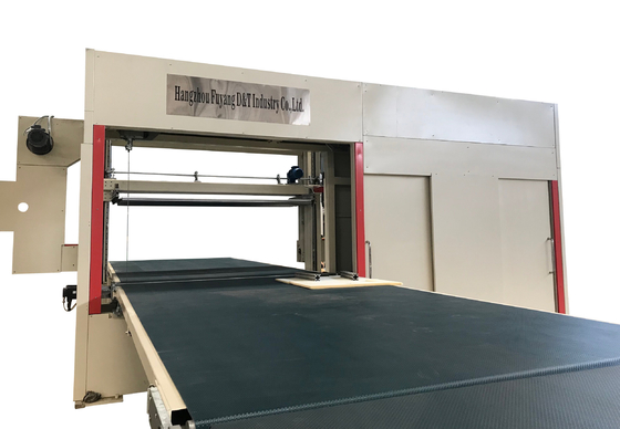Όρθια CNC τρισδιάστατη μορφή τεμνουσών μηχανών 40m/Min σφουγγαριών για τον εύκαμπτο αφρό
