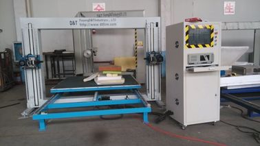 3100kg κάθετη CNC κοπτών μορφής της EVA τέμνουσα μηχανή αφρού για τον αφρό φαινολών