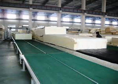 CNC πλάτους 2000mm αξιοπρόσεκτος κόπτης αφρού για το σφουγγάρι μαλλιού βράχου