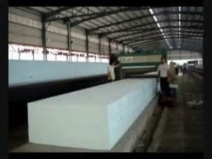 Οριζόντια γραμμή παραγωγής 8500mm σφουγγαριών υψηλής ακρίβειας για την εύκαμπτη PU κοπή αφρού