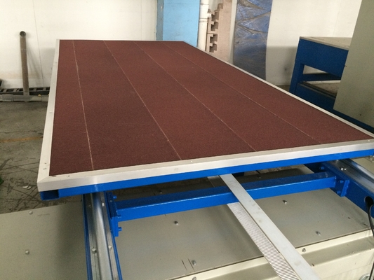 10m/min 3D CNC μηχανή κοπής για ημιάκαμπτο αφρό με τραπέζι εργασίας κενού